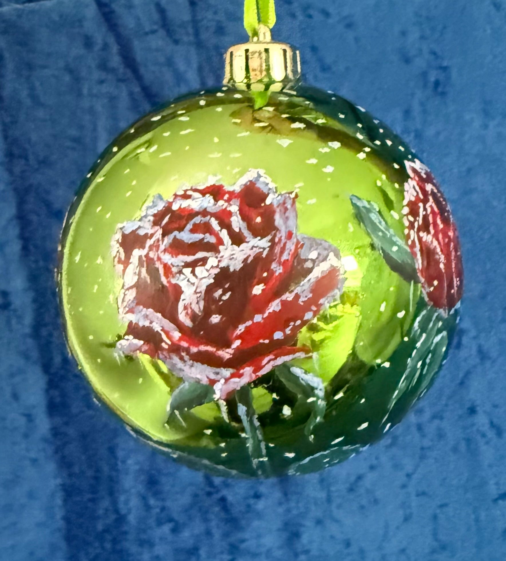 Tannenbaumkugel "Rose" Grün 10cm Kunstoff