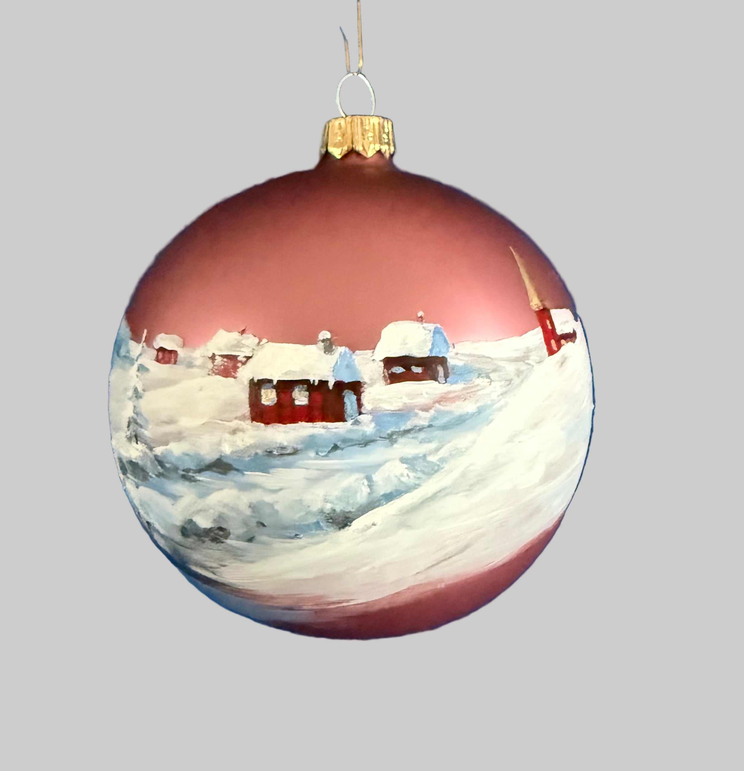 Tannenbaumkugel, Bergdorf im Schnee, altrosa 10cm