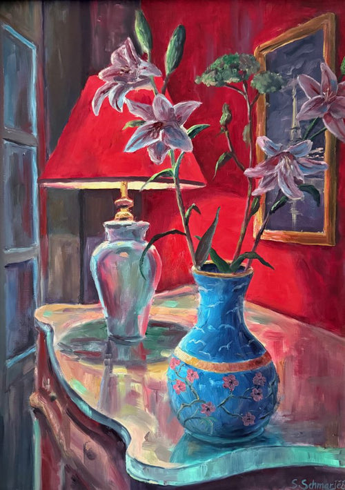 Blumenvase und Lampe auf Anrichte, Ölgemälde 70 x 50 cm
